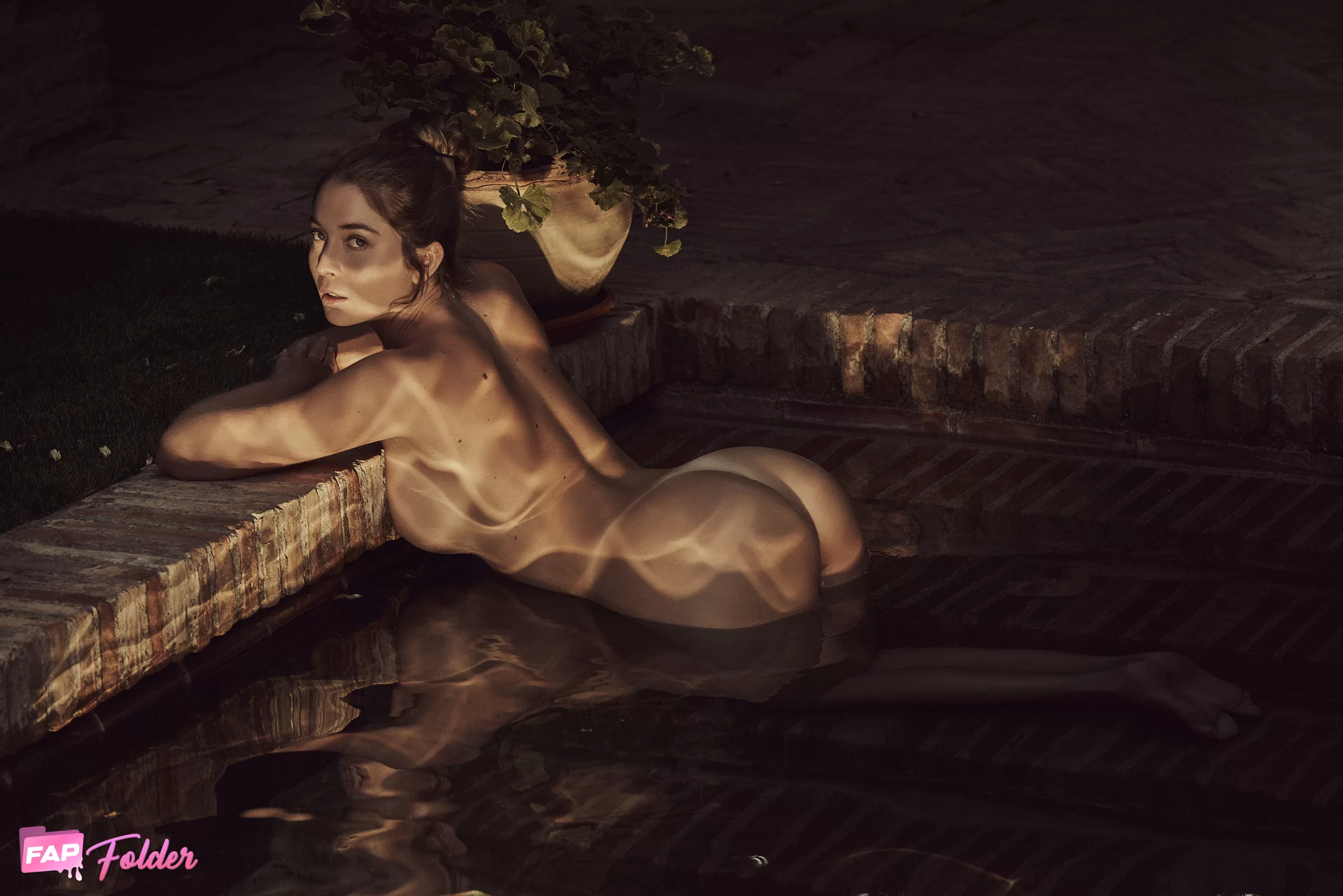 meeeelss sexy photo
