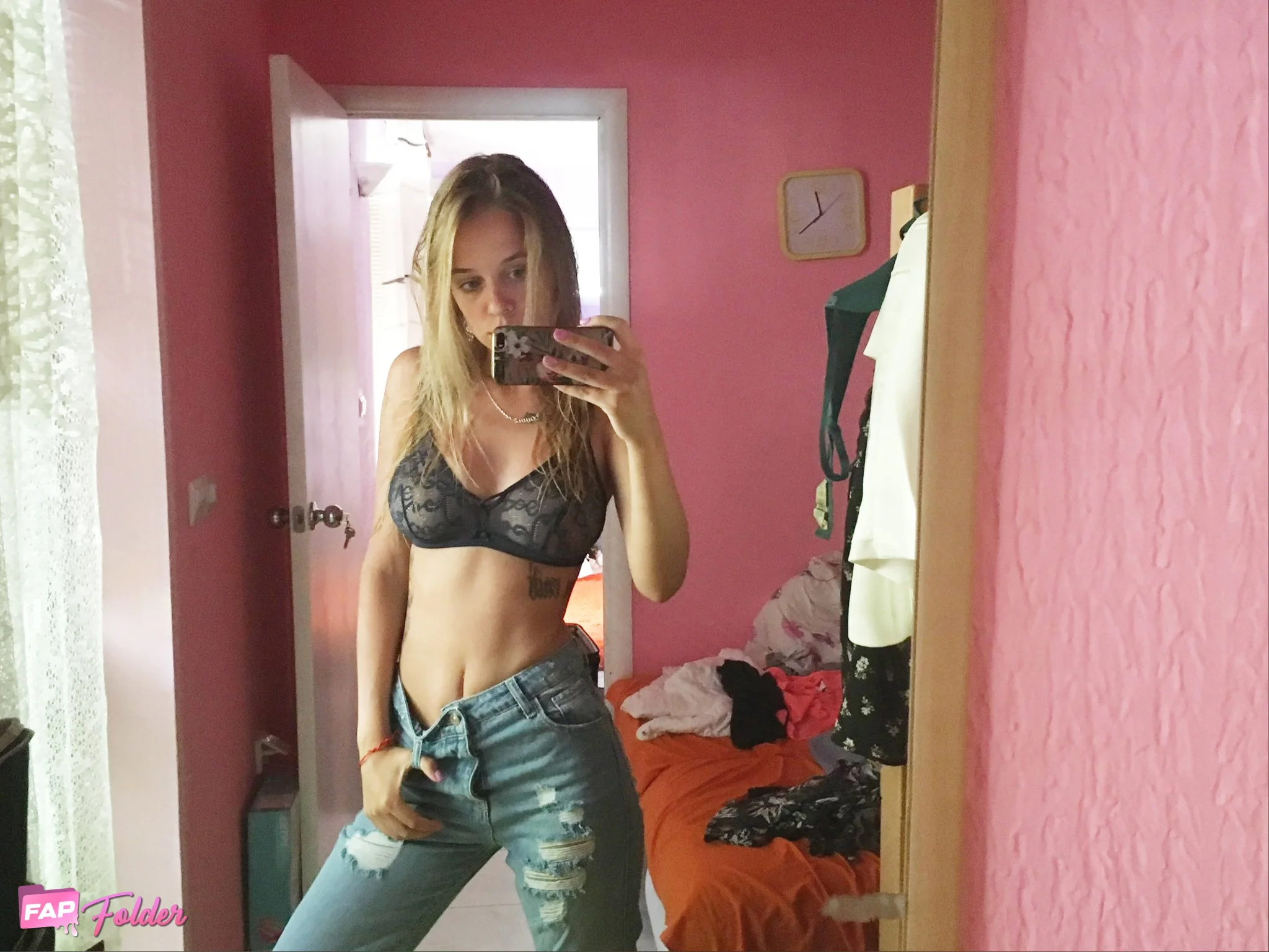 sofuckingood13 nude photo