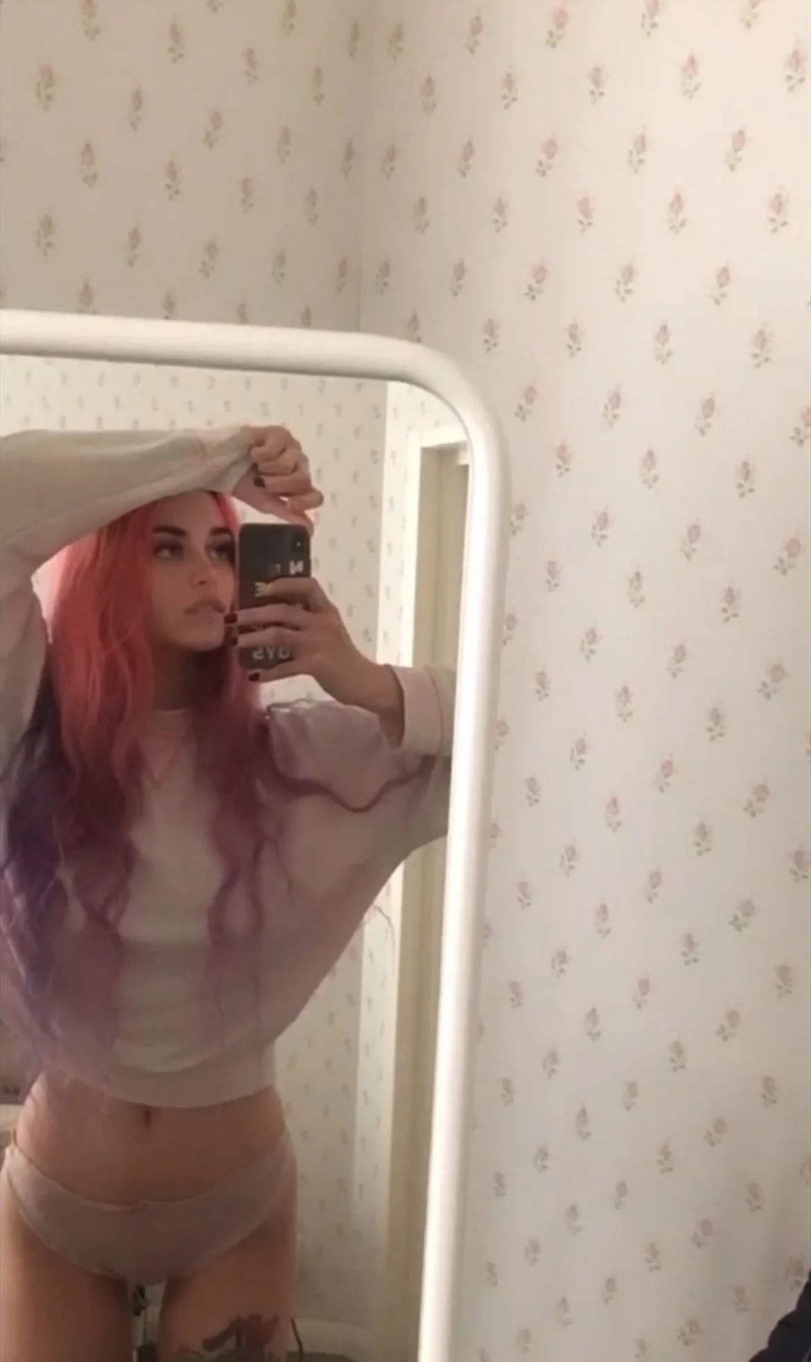 Morana Battory sexy video thumbnail