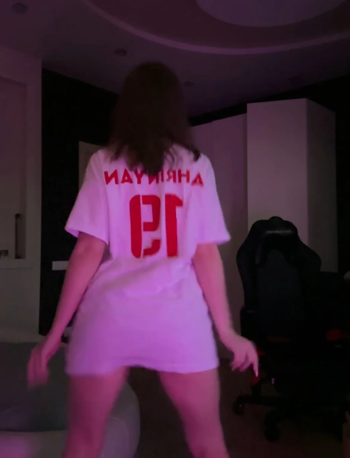 Выебал аринян