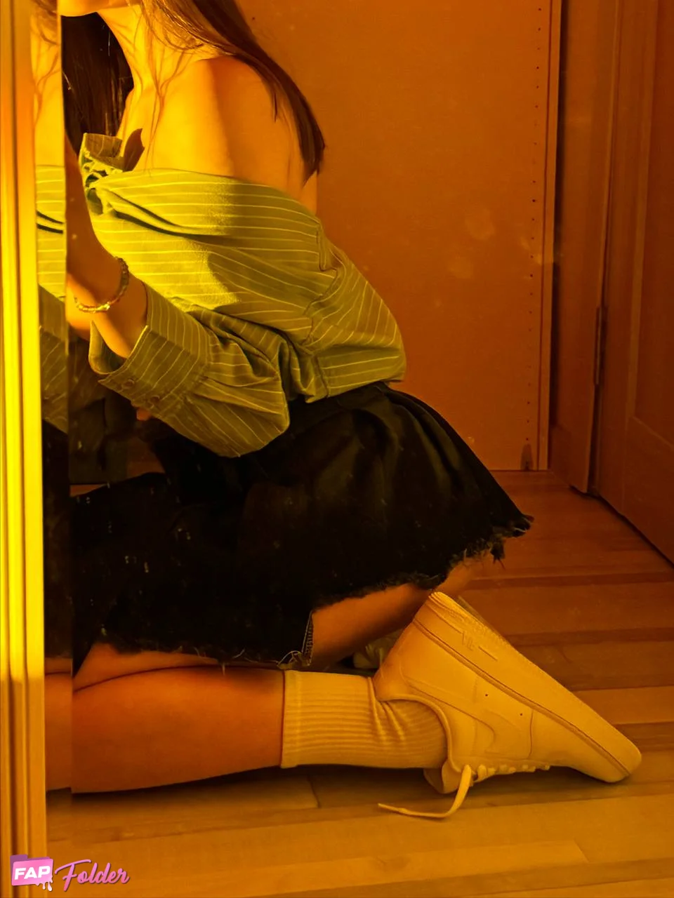 nonude 