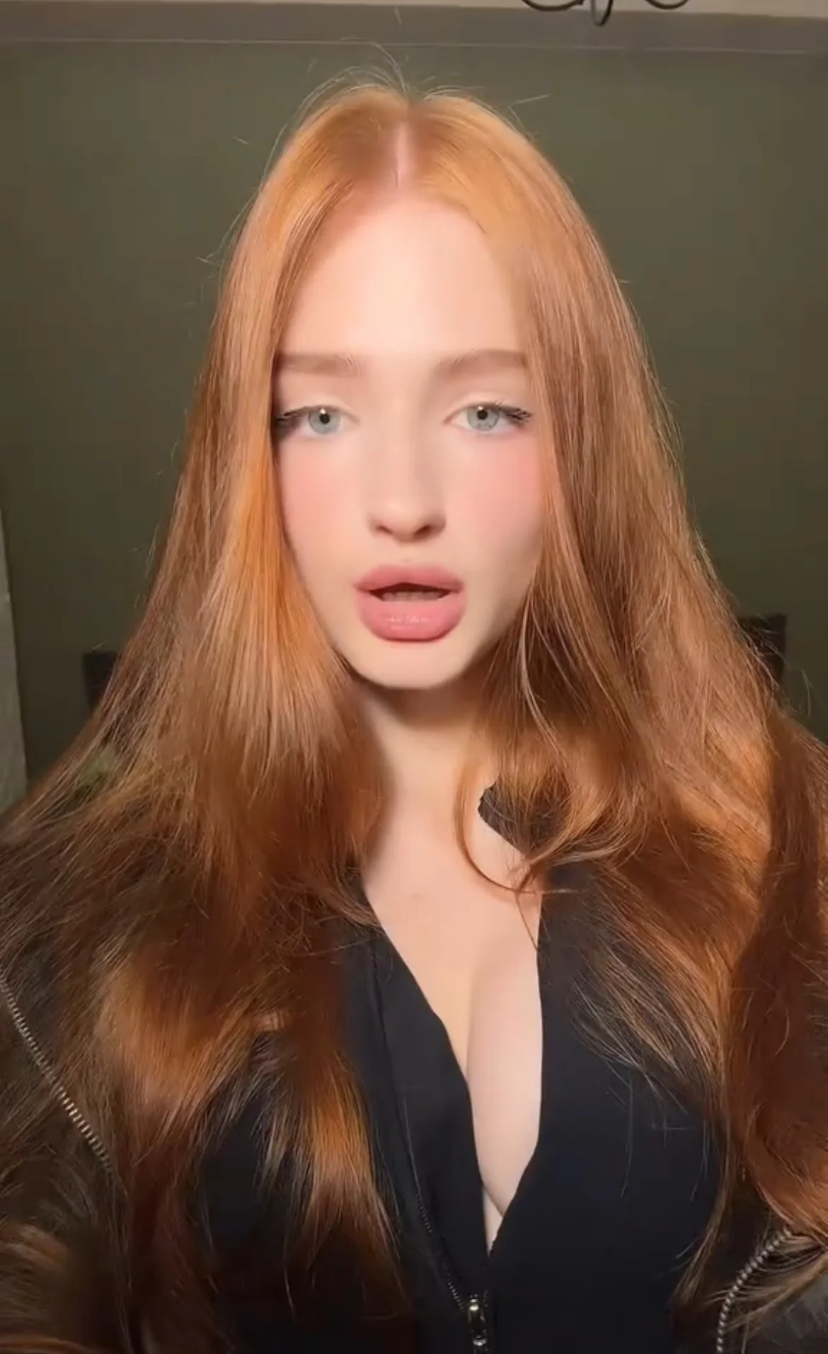 Ариша Woollfii hot video thumbnail