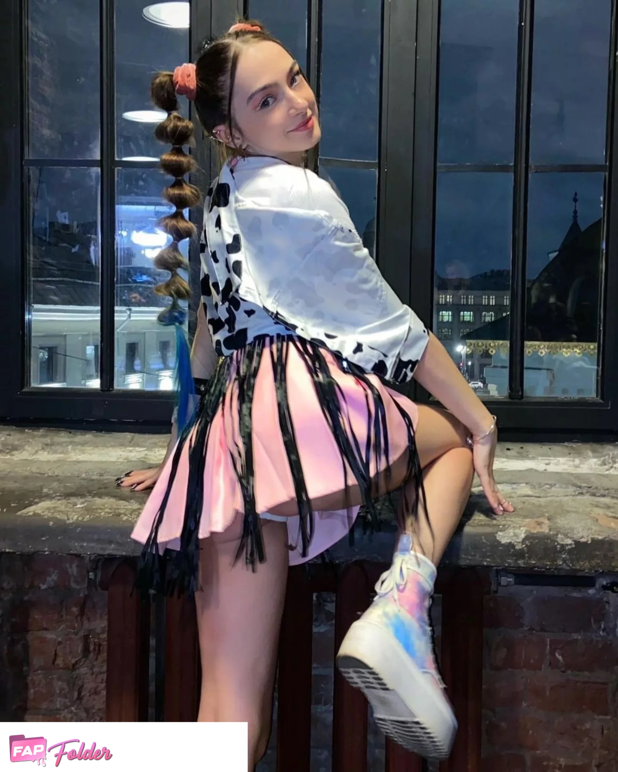 MaybeBaby | Frend_baby sexy nude photo