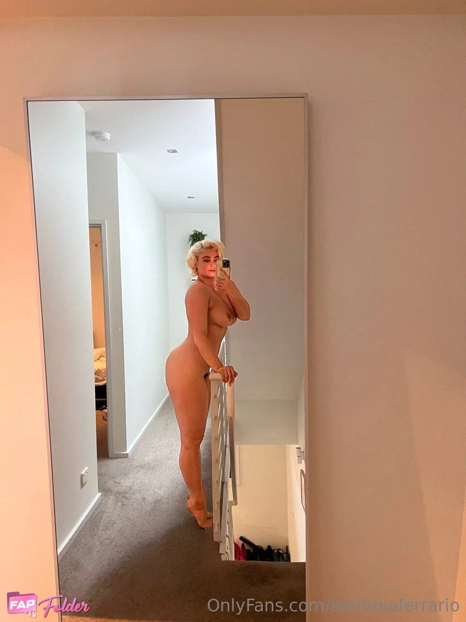 Stefania Ferrario hot sexy photo