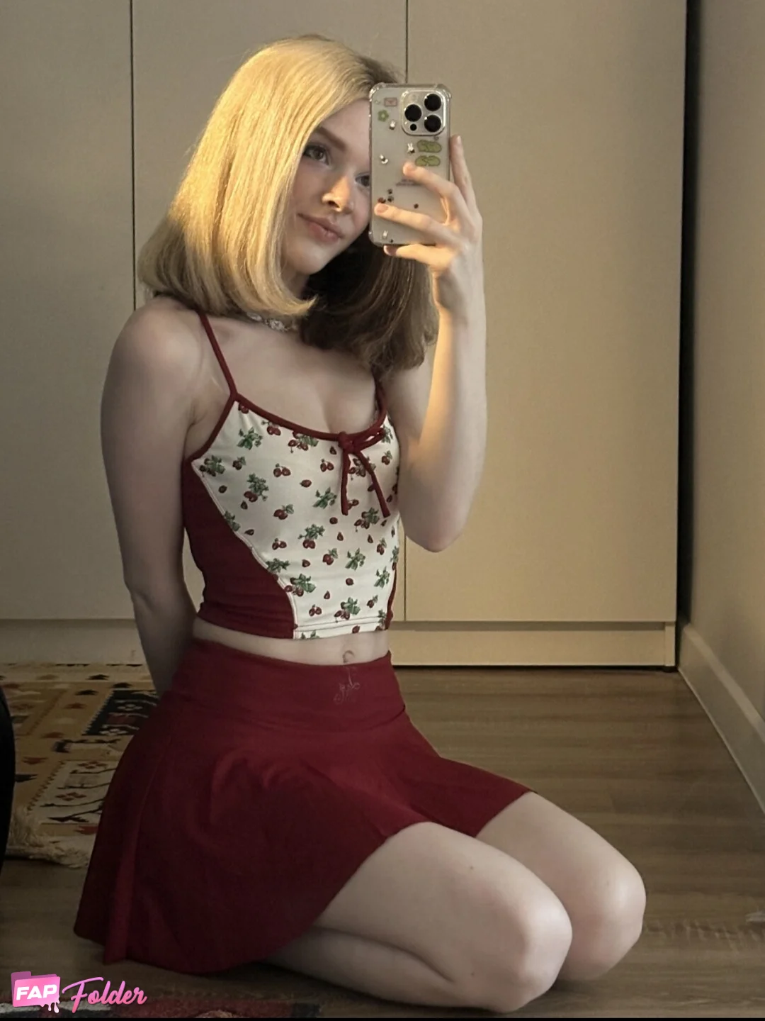 Shadsi/Шадси hot nude photo