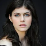 Alexandra Daddario 