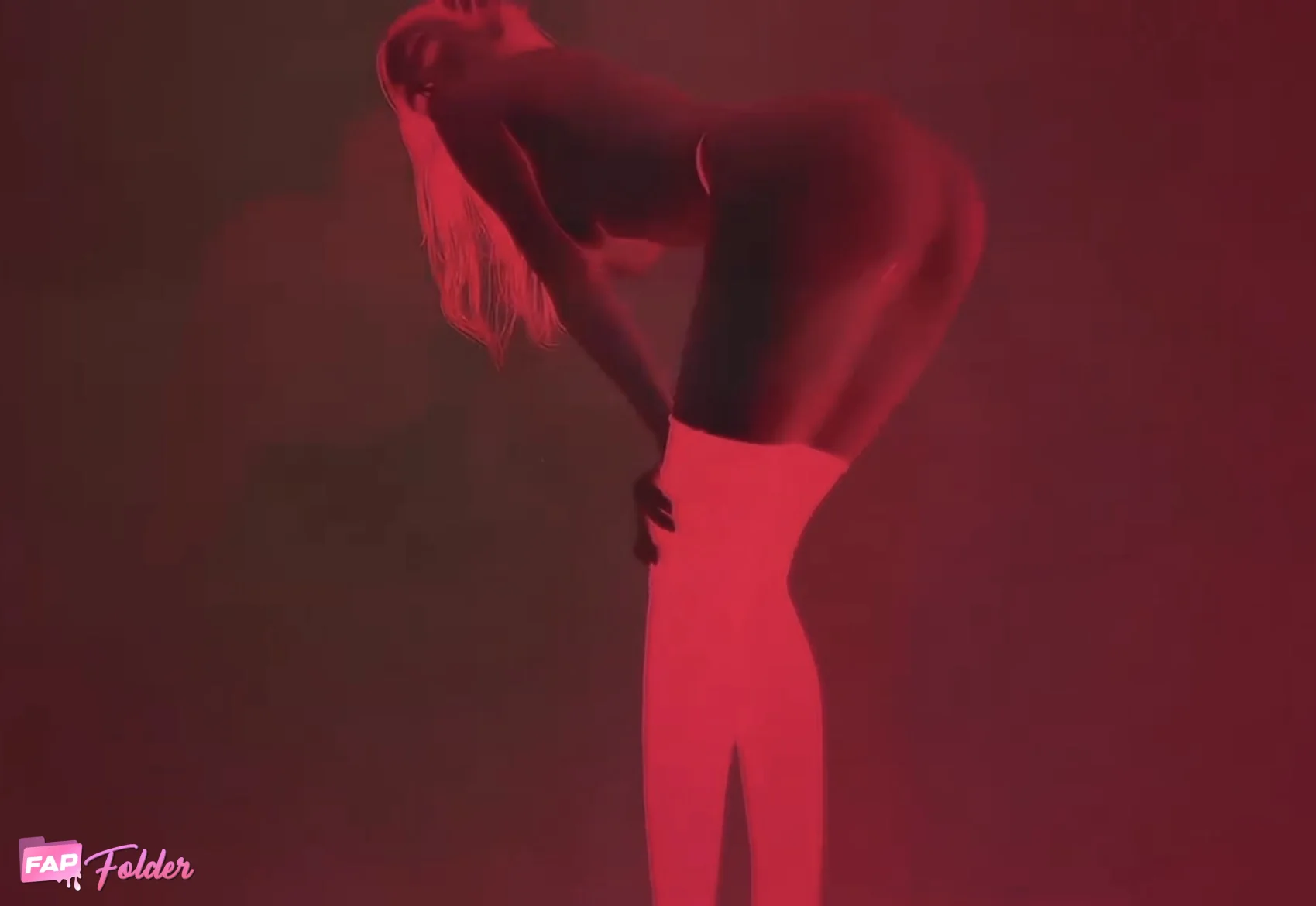 Sonya Zoloeva nude hot photo