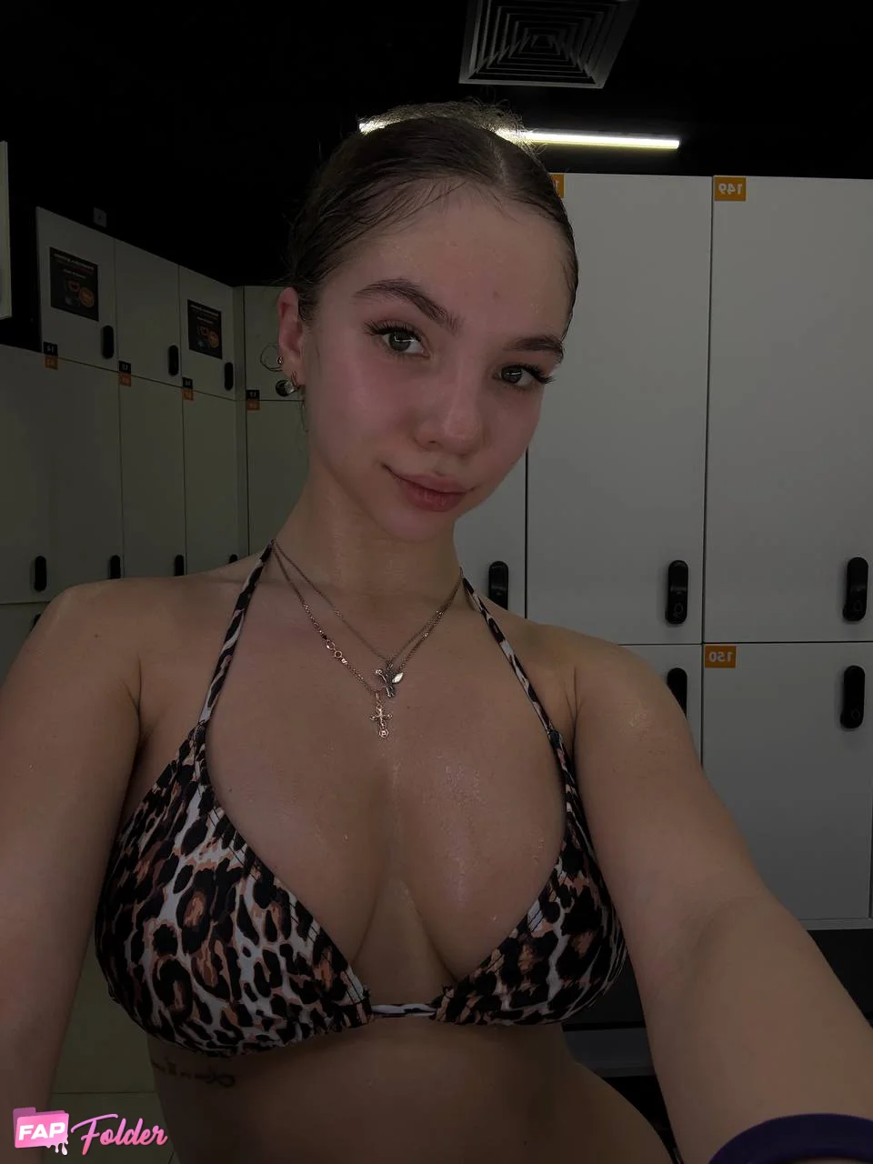 Poyezd uslubidagi porno Varshava porno pikaplarini tomosha qiling