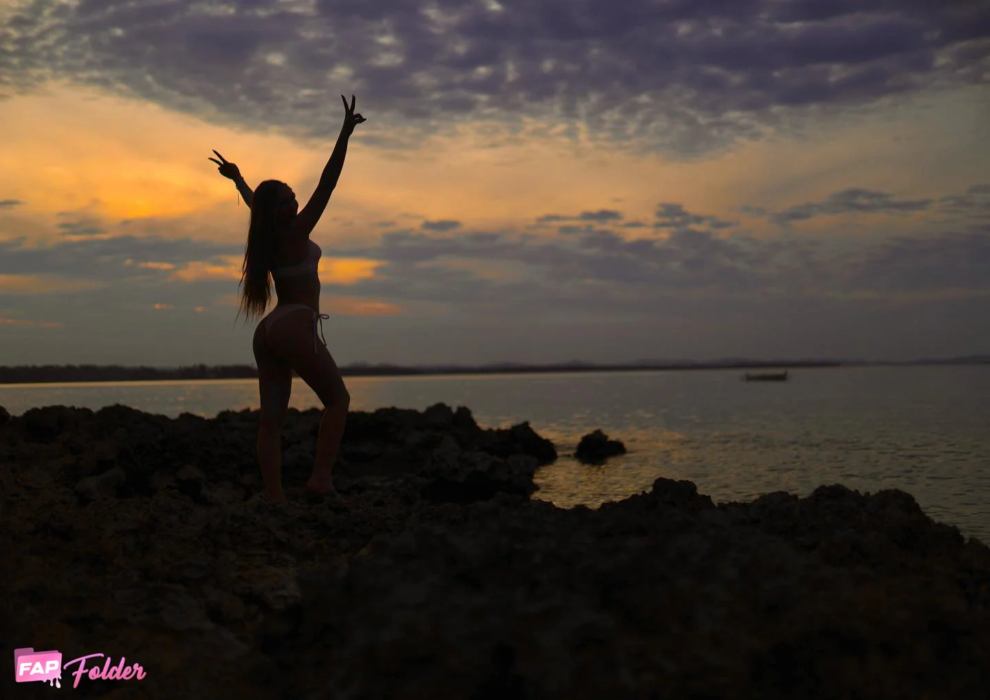 Jasmin Jade Vergara sexy hot photo