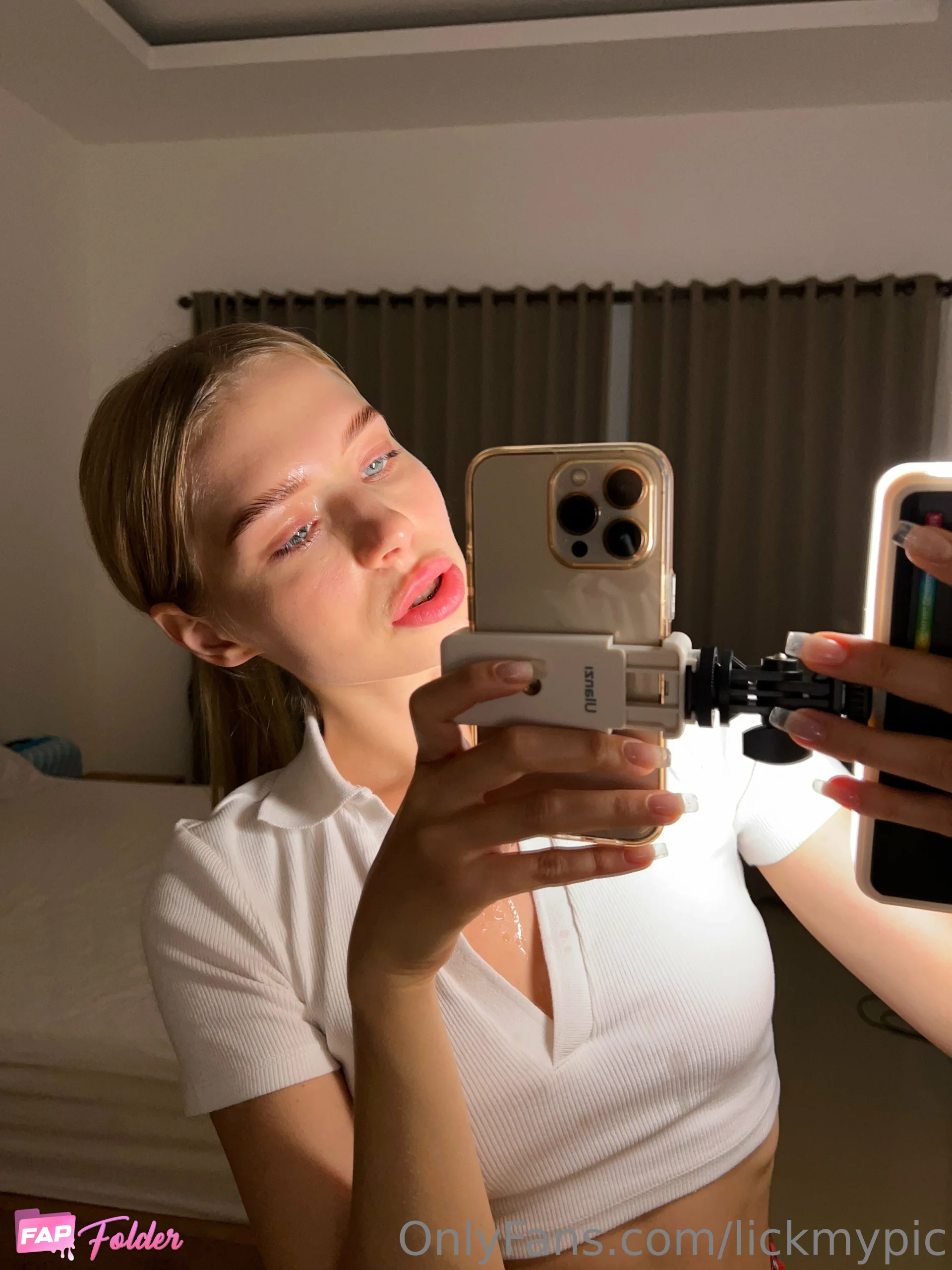 lickmypic | californiababe nude photo