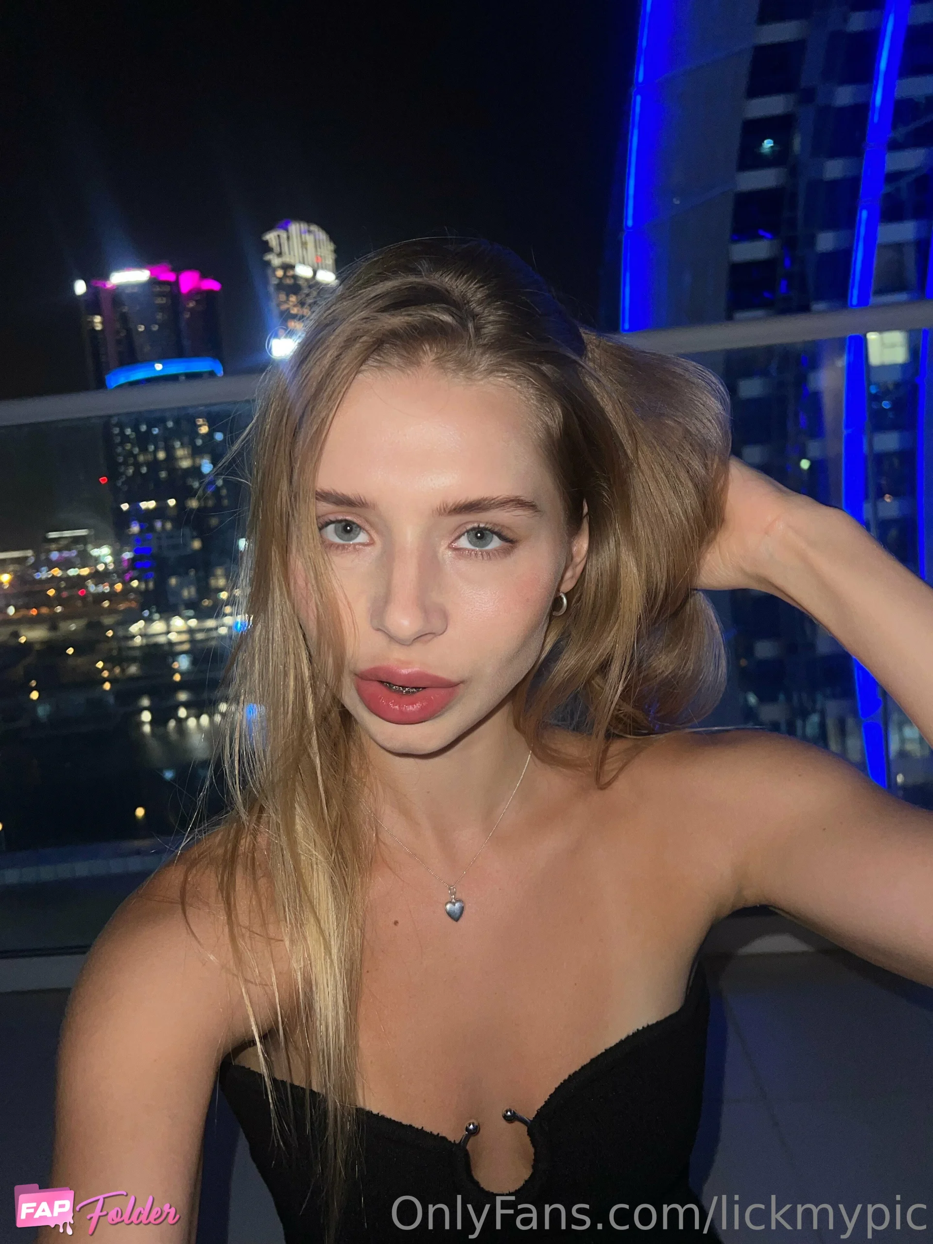 lickmypic | californiababe nude photo