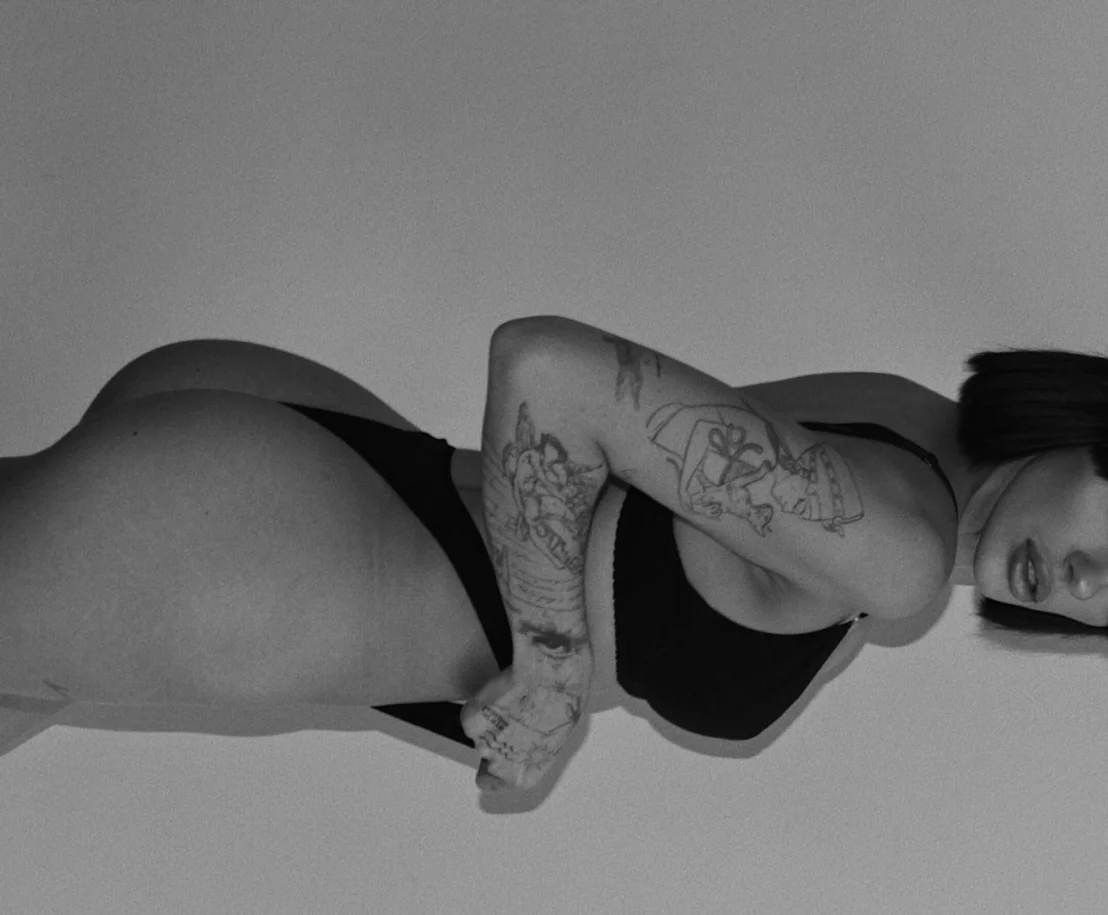 alinamorettixxx community banner