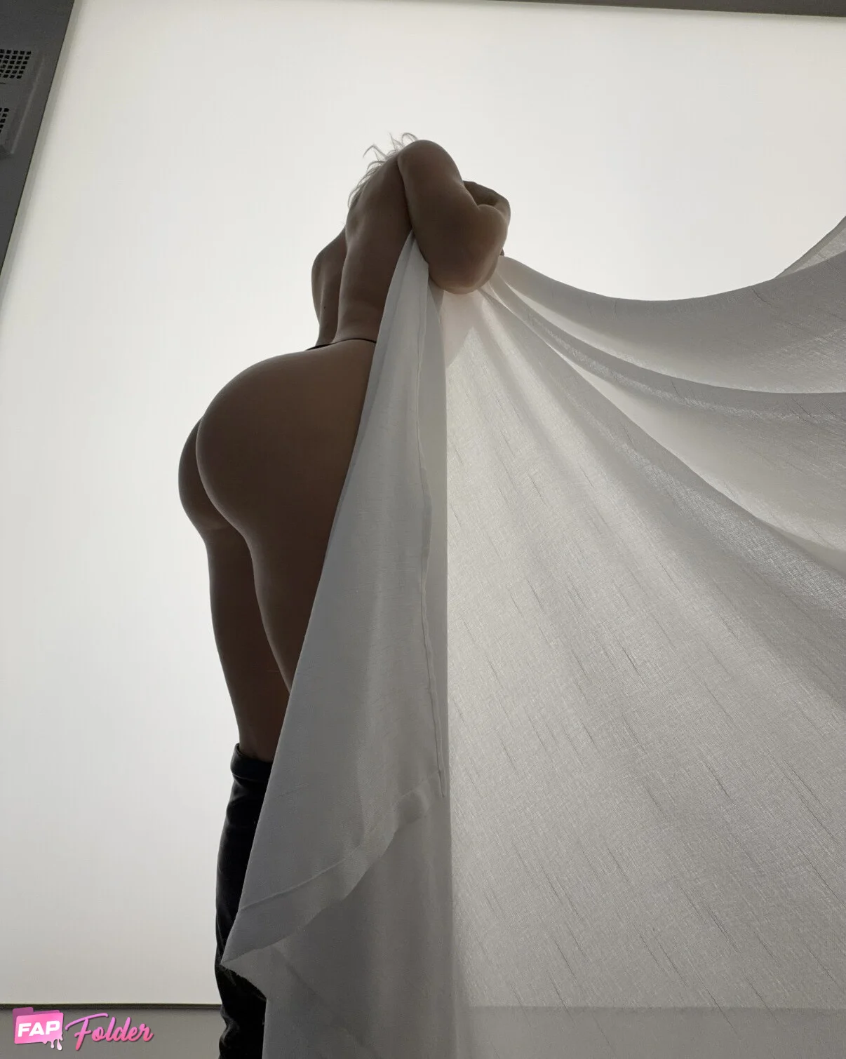 maks0nll sexy nude photo