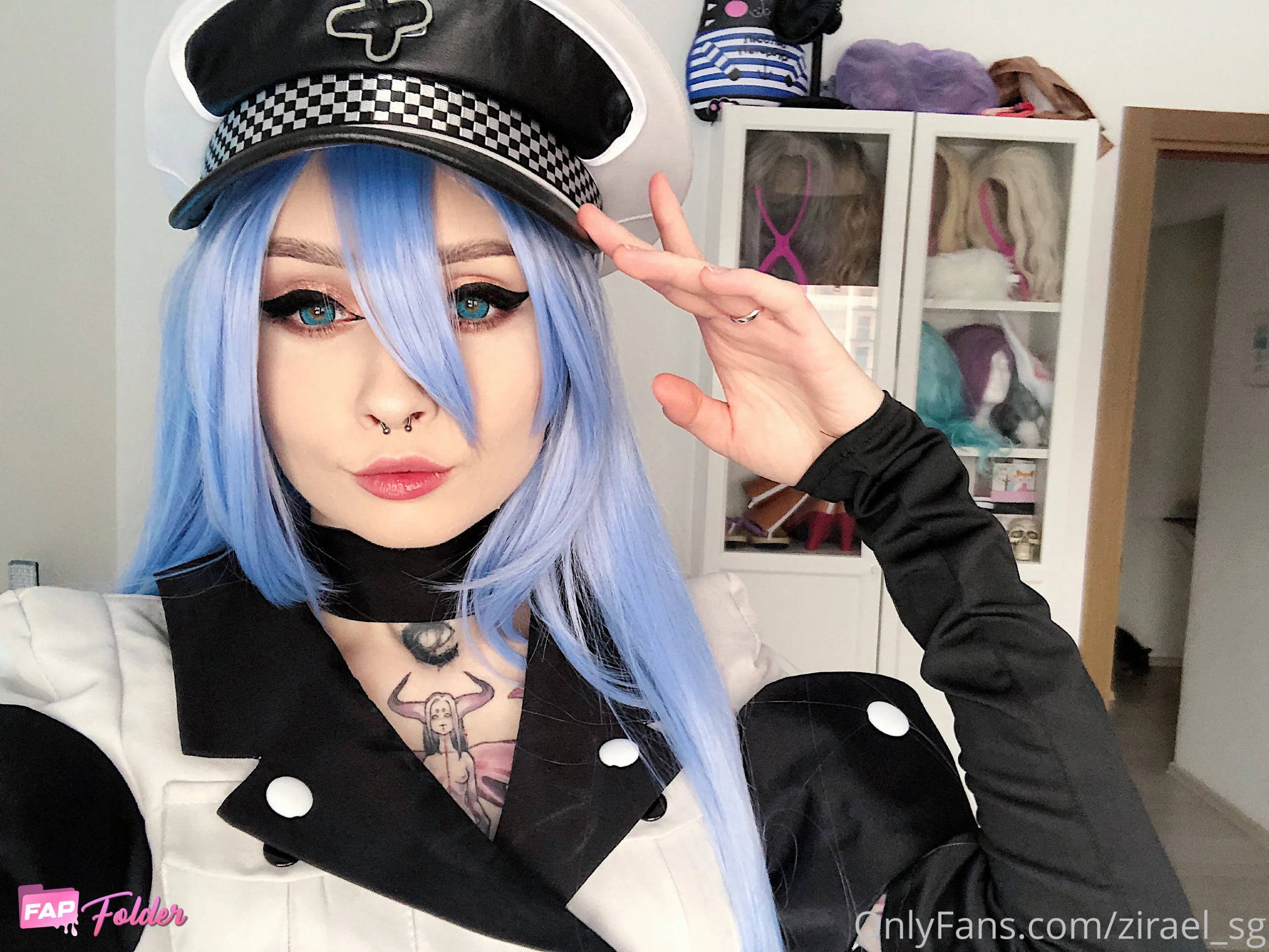 Zirael Rem sexy nude photo