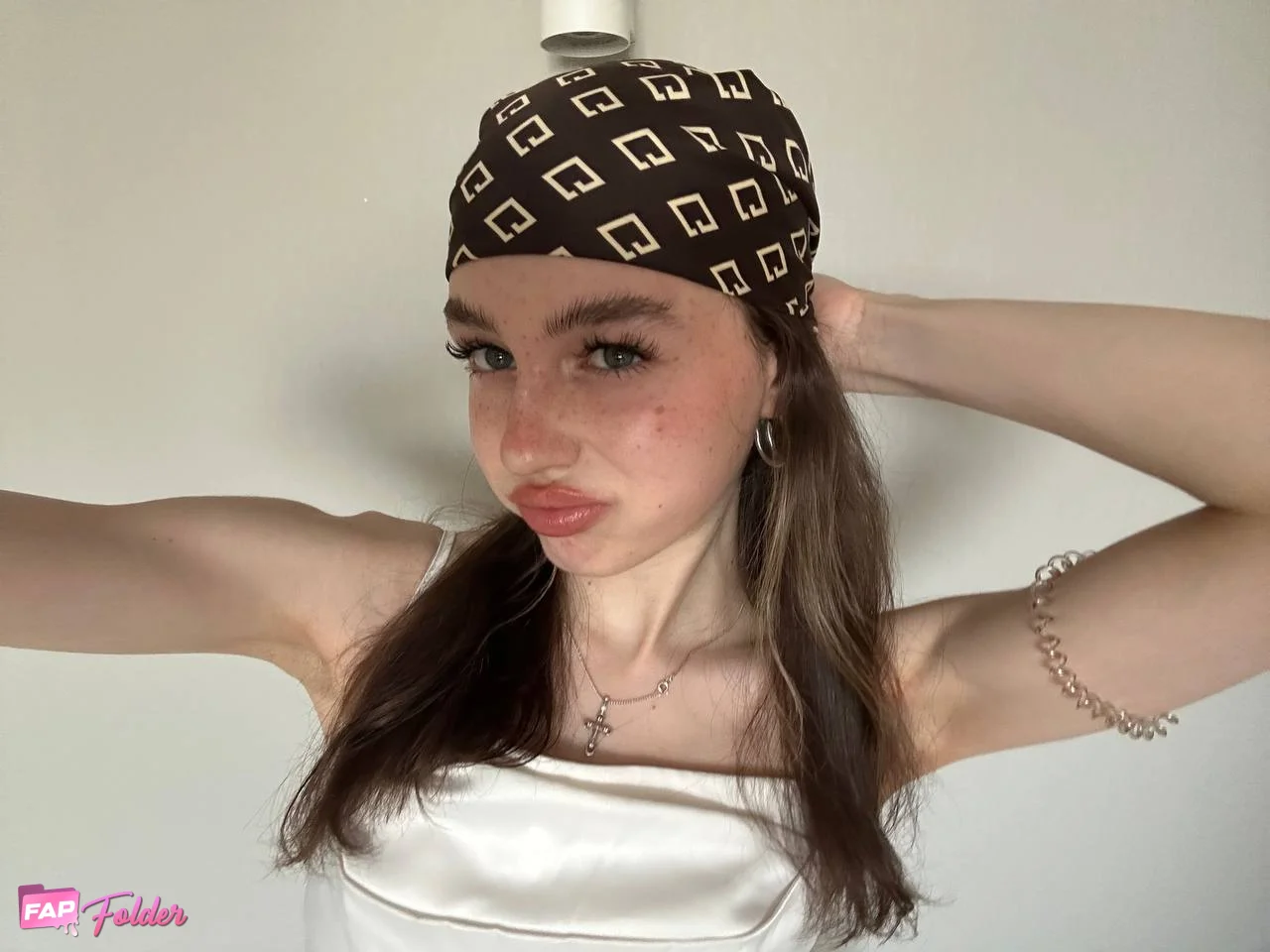 Julia Sirchina hot sexy photo