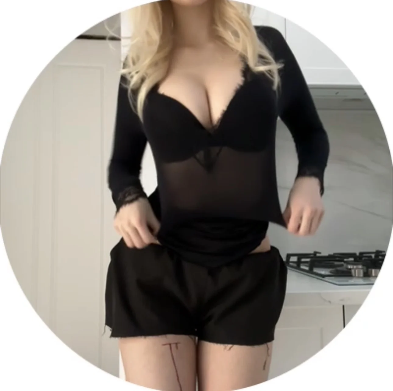 simenkko blonde video thumbnail