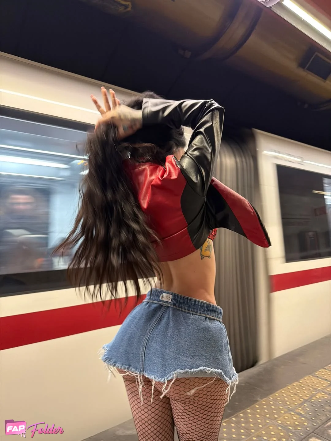 Alex Mucci | Alexis | alexmucci sexy hot photo