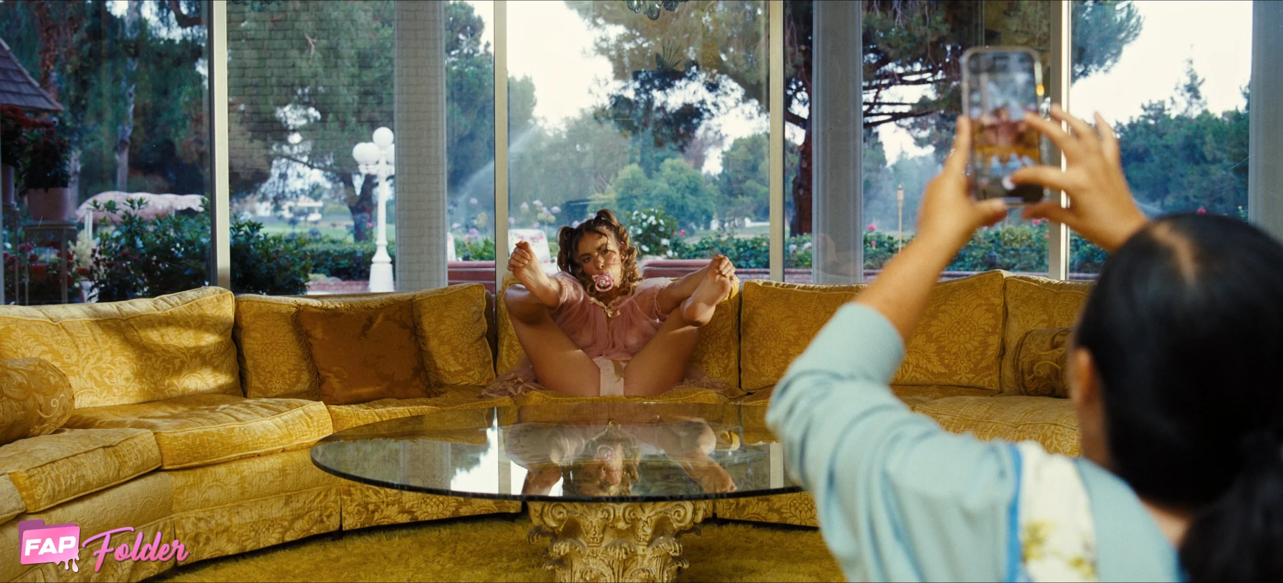 Sydney Sweeney nude sexy photo