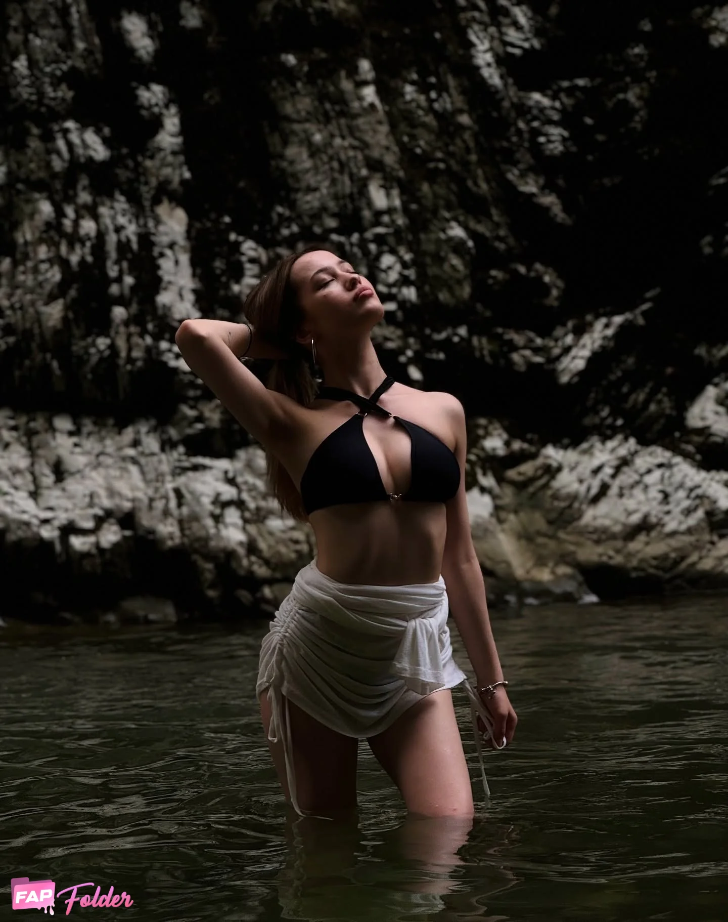 dayopponent sexy hot photo
