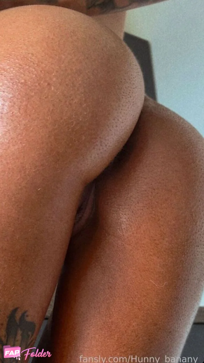 Hunny Banany fansly nude photo