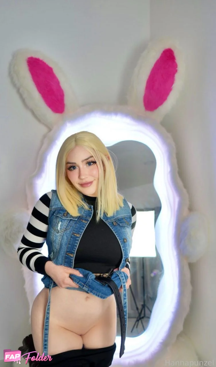 Hannapuzel sexy hot photo