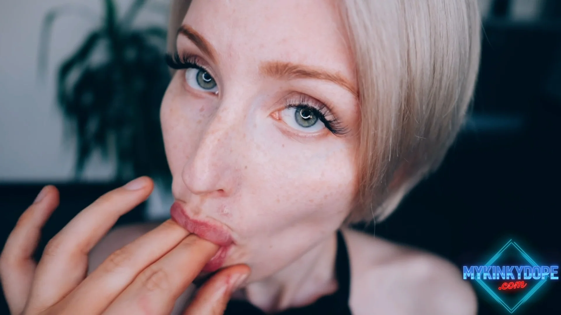 MyKinkyDope sexy video thumbnail