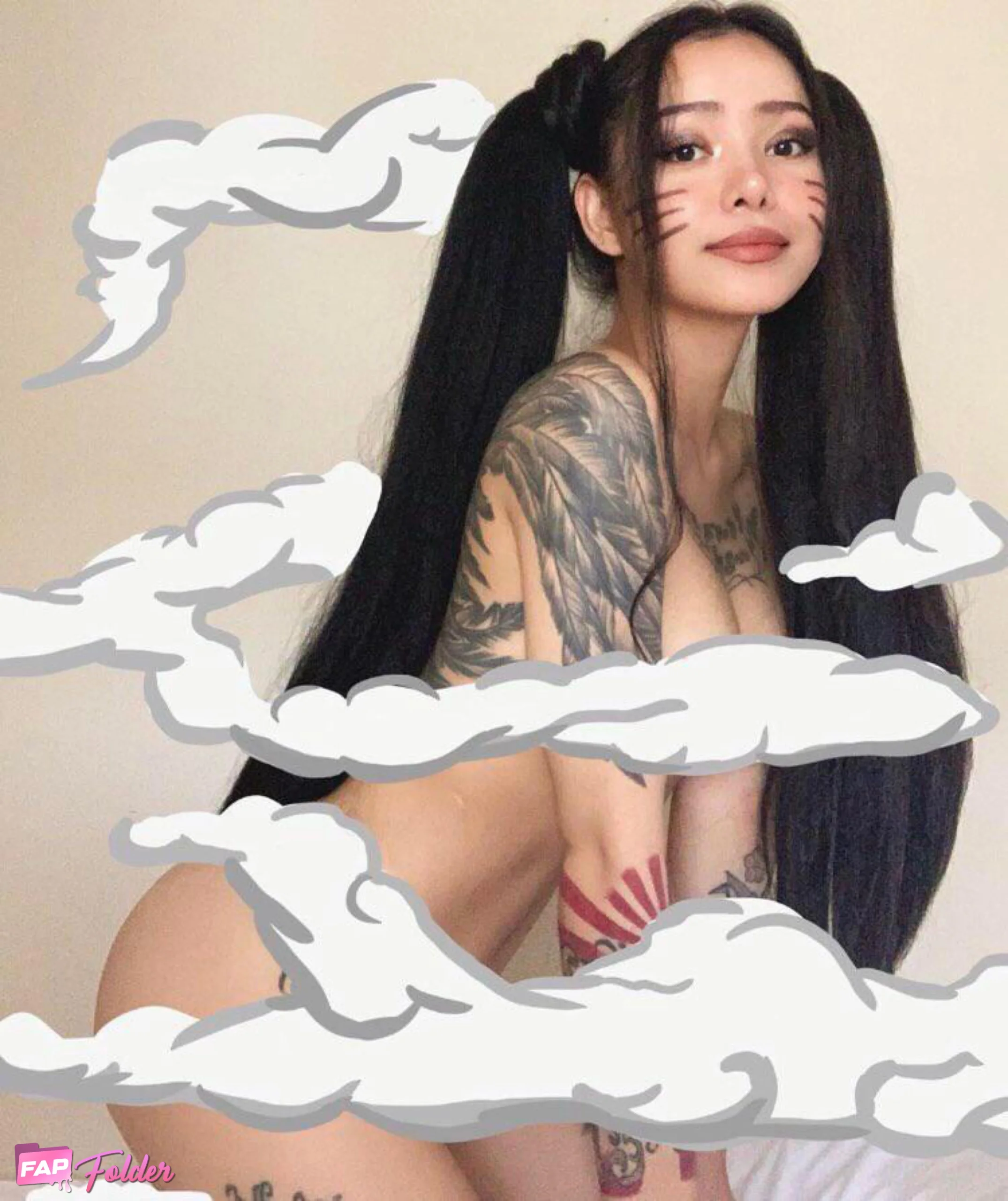 Bella Poarch sexy hot photo