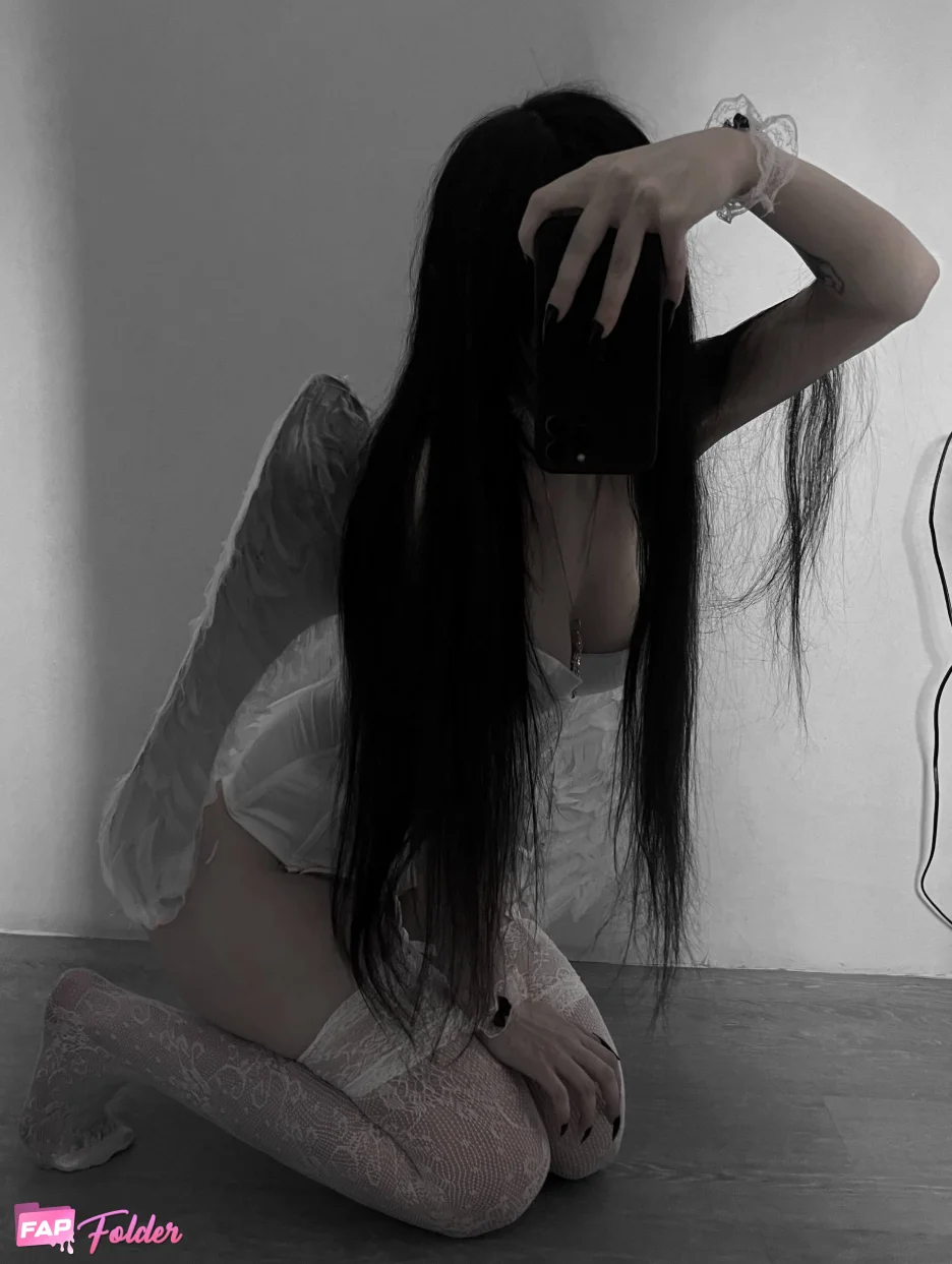 wowchuchi / moonshorty hot sexy photo