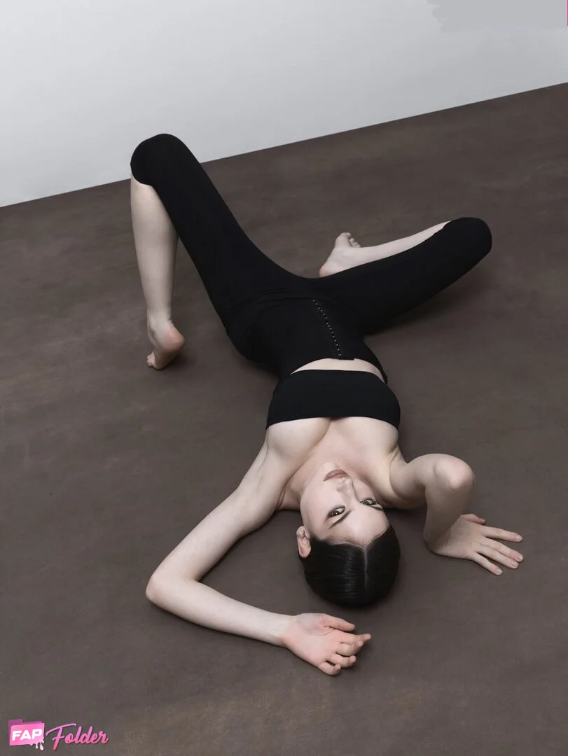 Sonya Zoloeva sexy photo