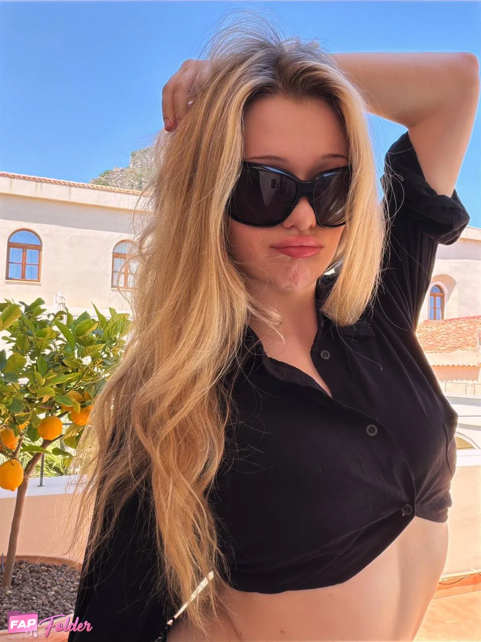inst_rinna sexy hot photo