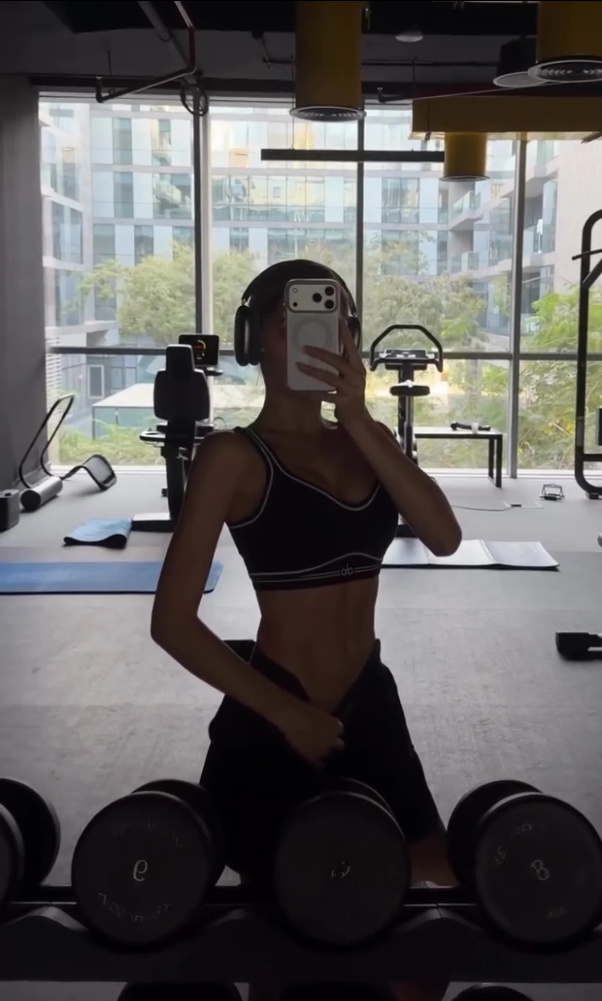 MIRA LEVELS hot video thumbnail
