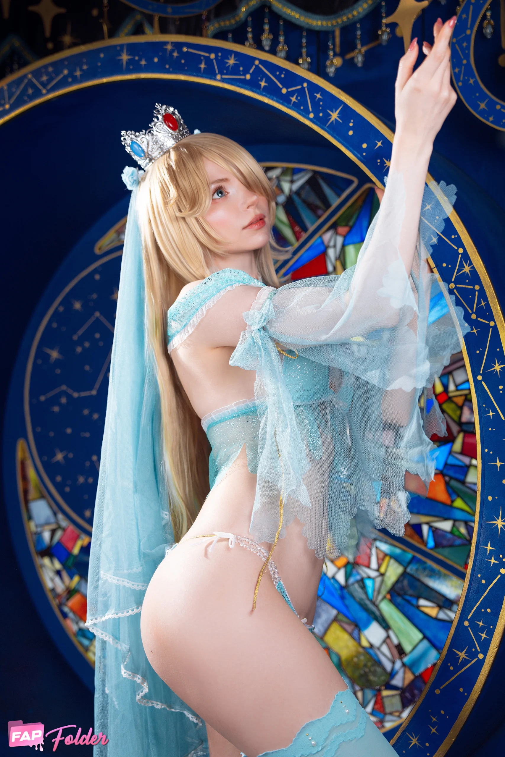 Peachmilky nude photo