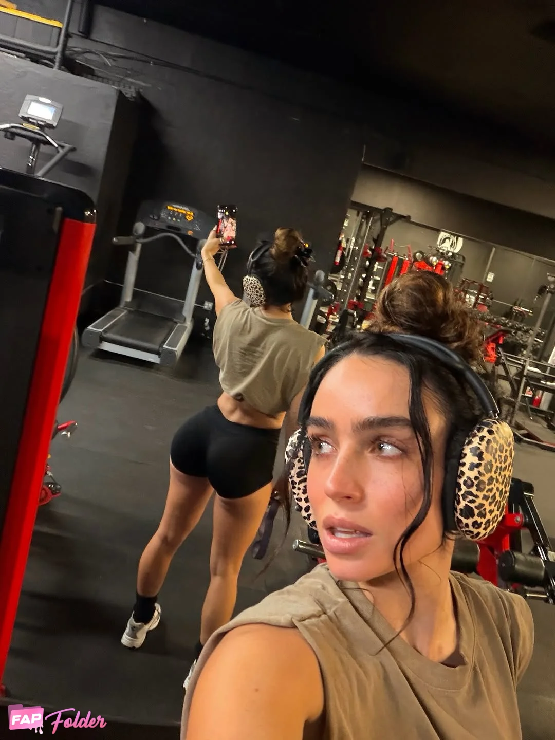 Sommer Ray sexy hot photo