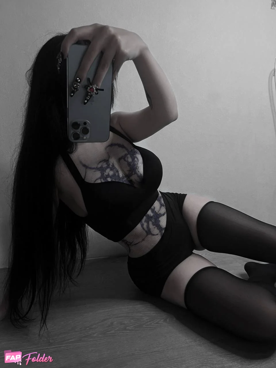 wowchuchi / moonshorty sexy hot photo