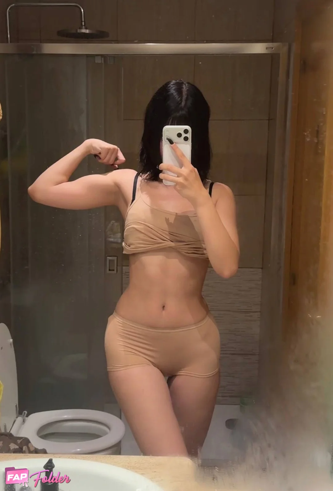 rincospl cospxreiw hot nude photo
