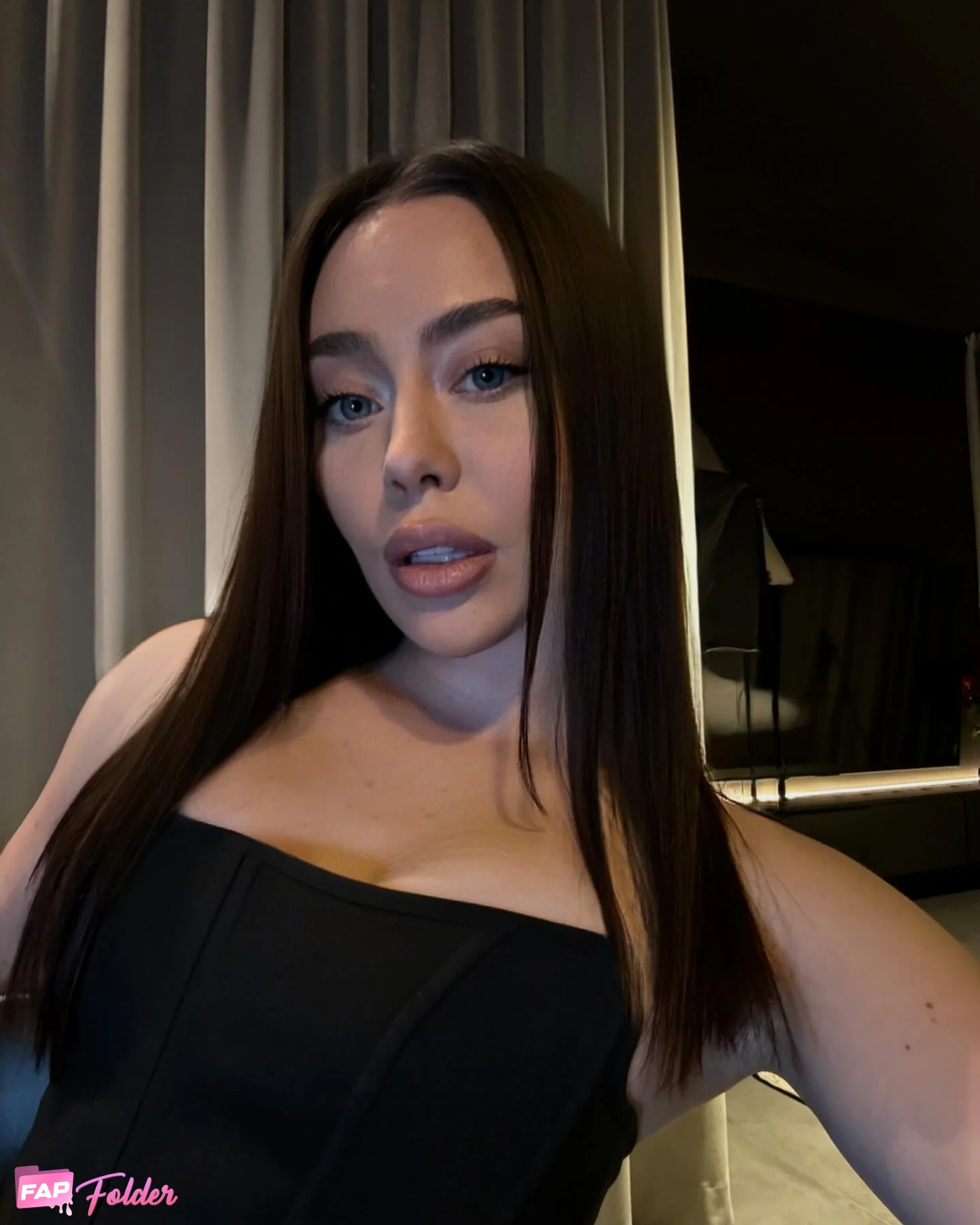 MARIA SHTOLL | shtollnewss sexy hot photo
