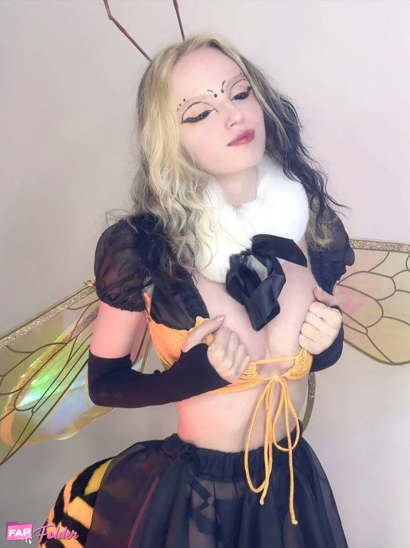 Romanowwa sexy hot photo