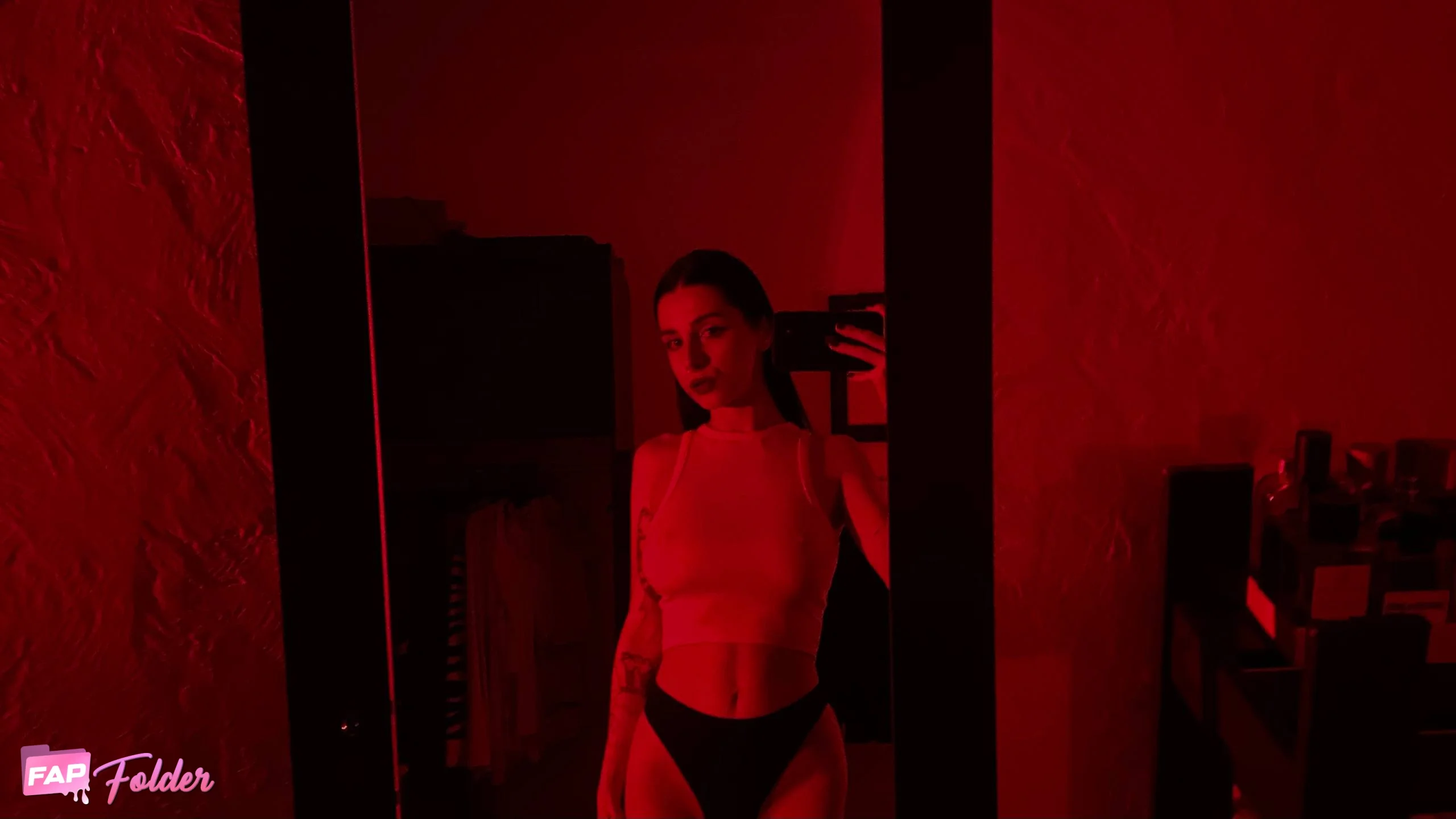 Killuve | stilllhorny sexy nude photo