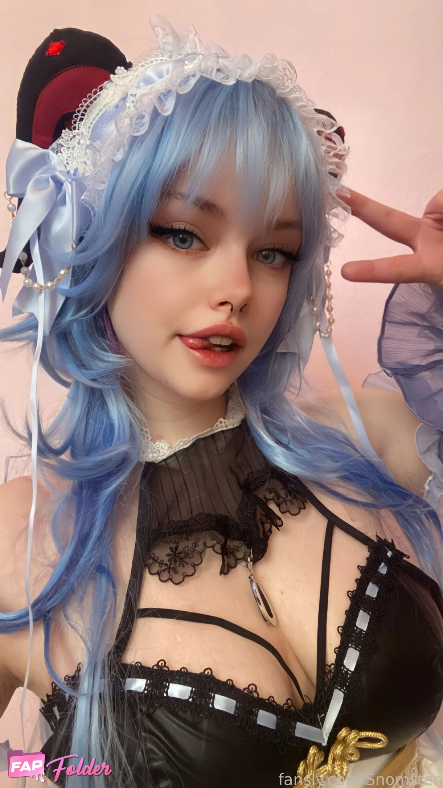 Snomster | Sophie Snomster | Sophie Marie sexy hot photo
