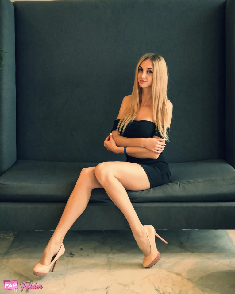 miladevaloka | miladeva sexy nude photo
