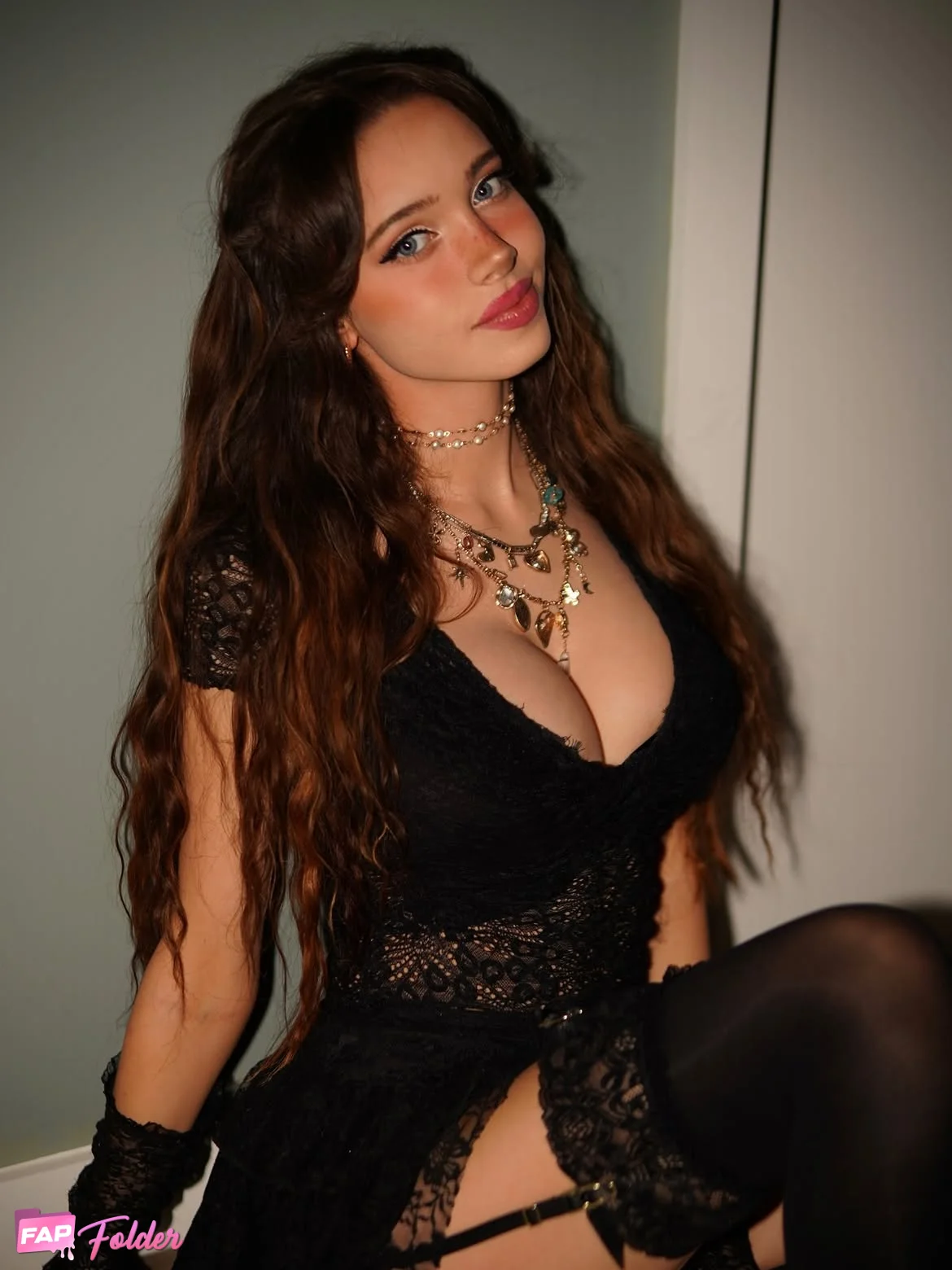 Lydia Violet sexy nude photo