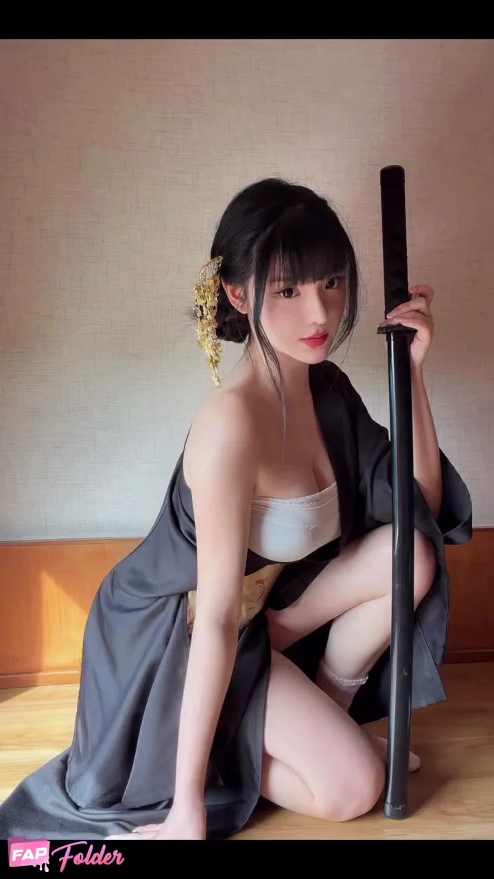 Xiianger hot nude photo