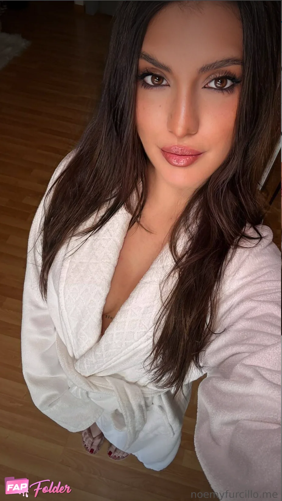 Noemy Furcillo hot nude photo
