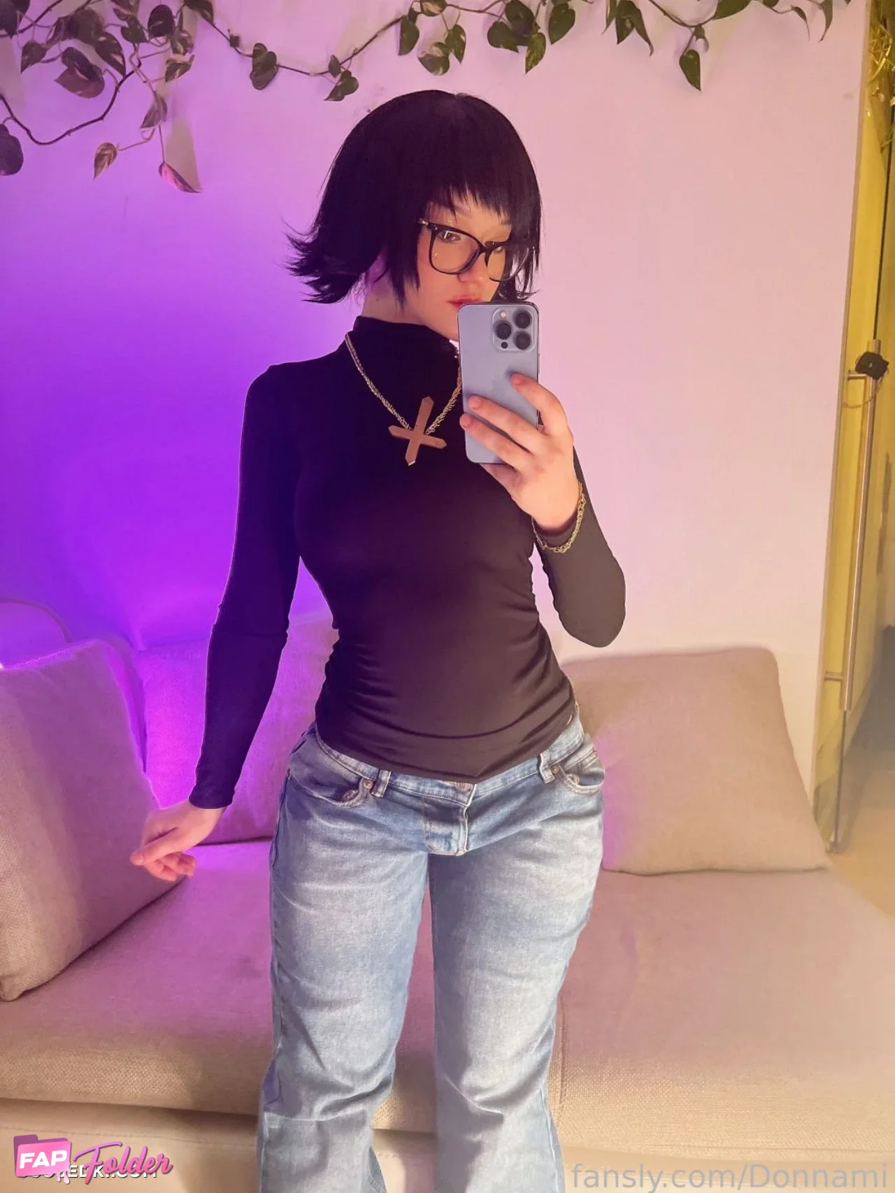 Donnami hot nude photo