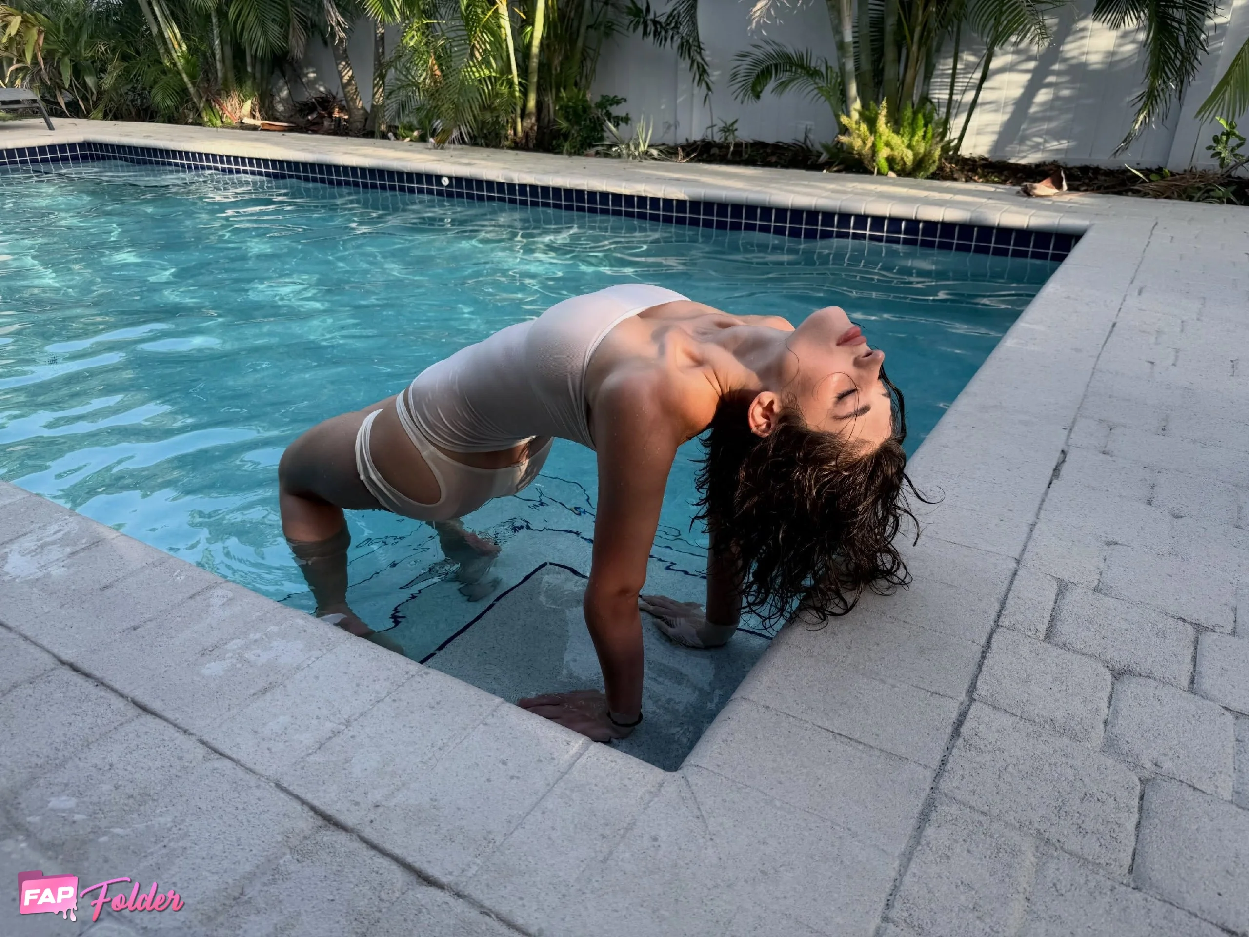 ale_kost sexy hot photo