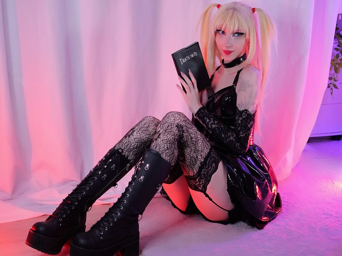 Lofipeach community banner