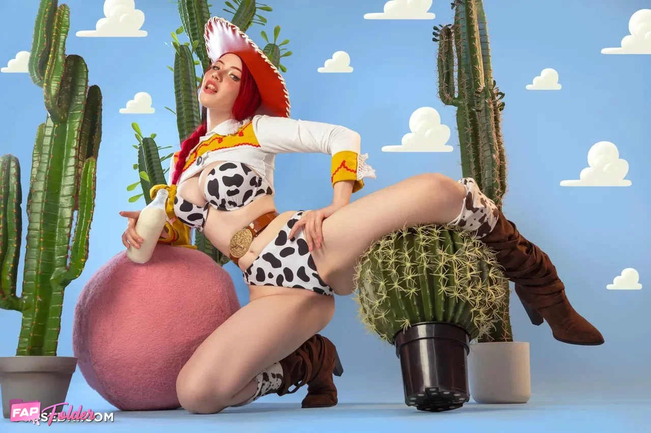 Lada Lyumos hot nude photo