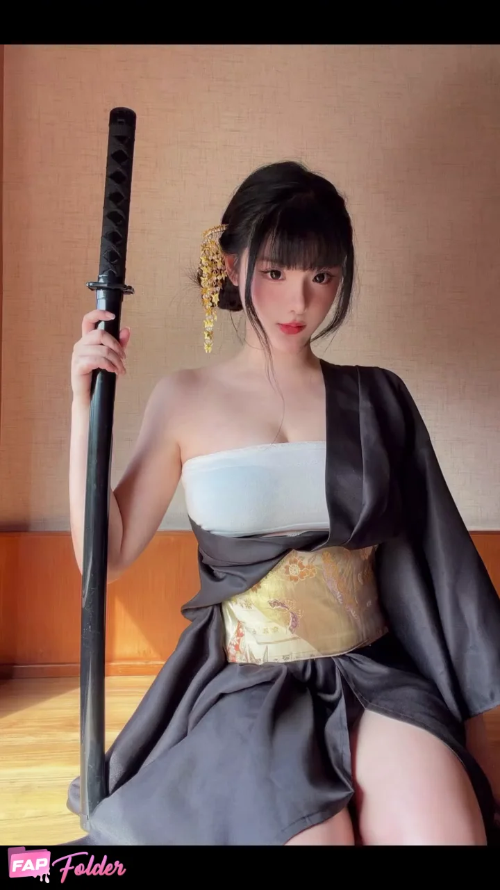 Xiianger hot nude photo