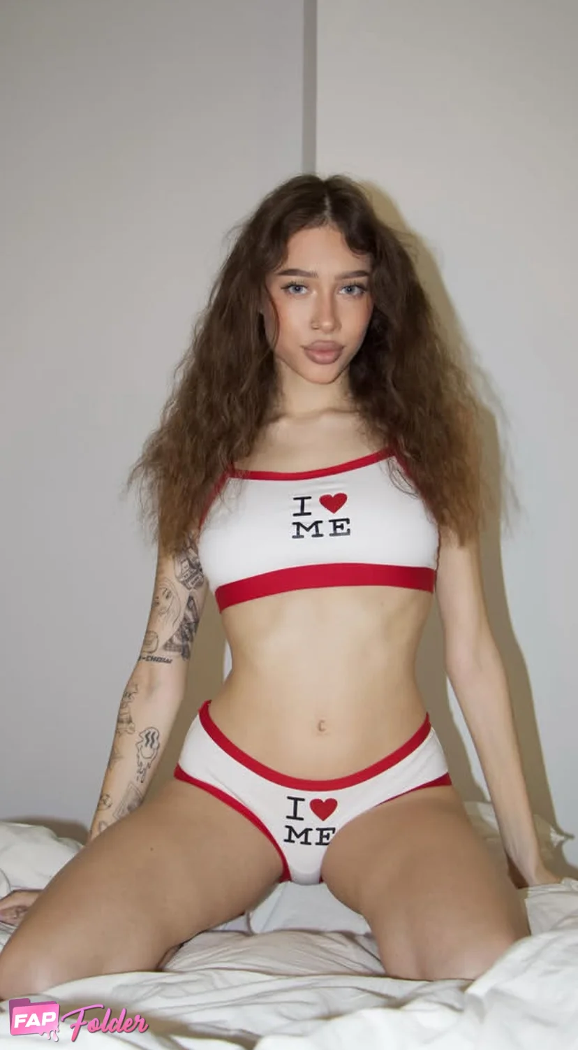 tatisize sexy hot photo