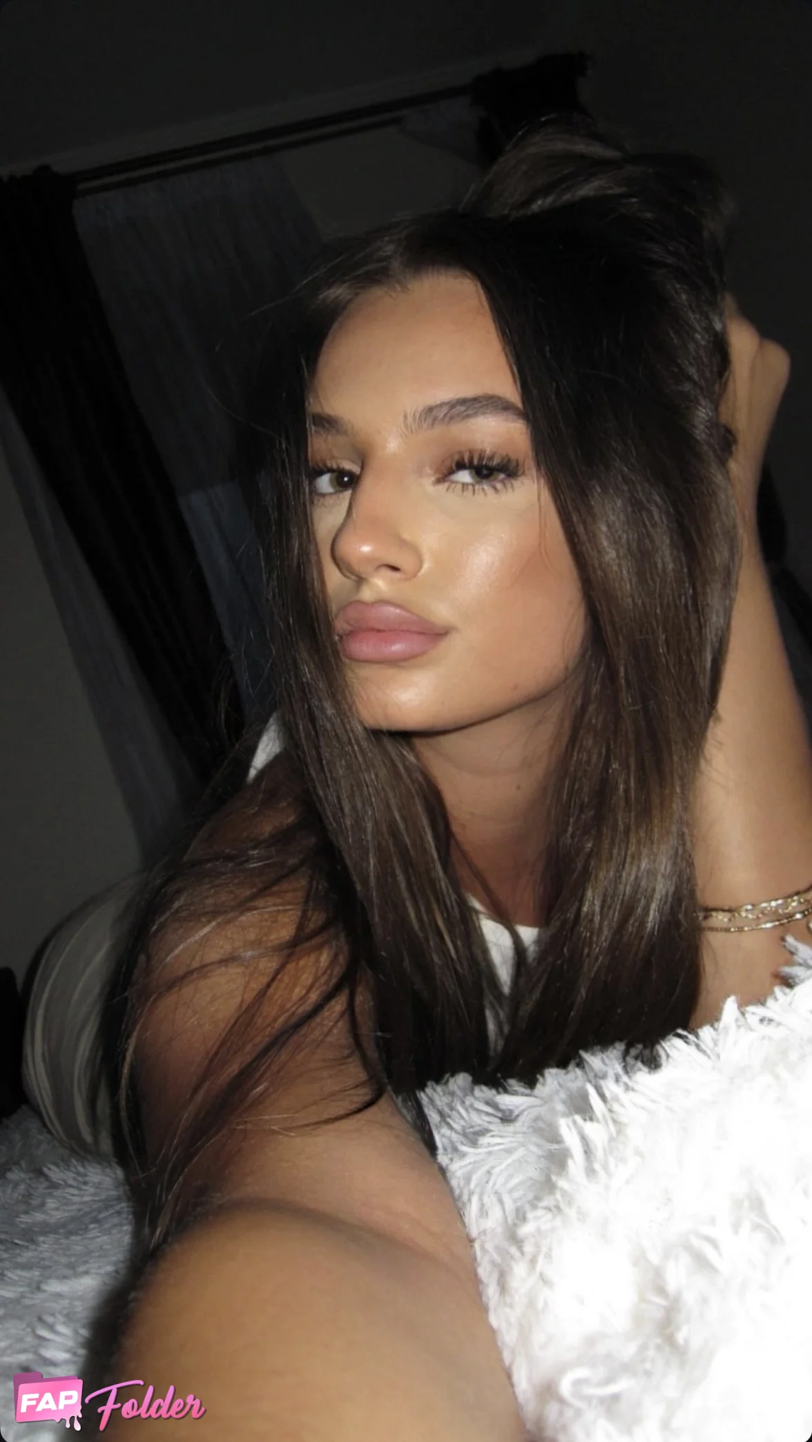 Karla Cristea sexy hot photo